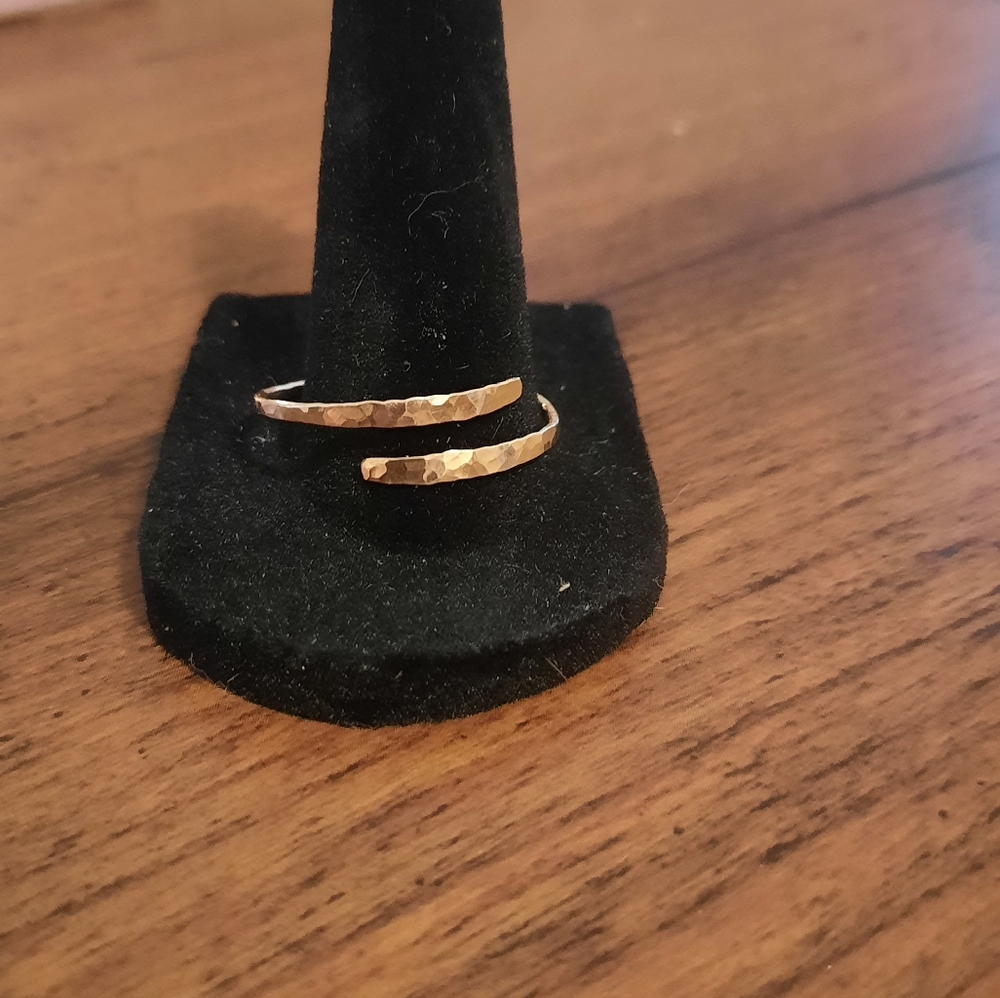 14k Yellow Gold~Filled Artisan Double Swirl Hammered Index Ring Sz 12 NWOT